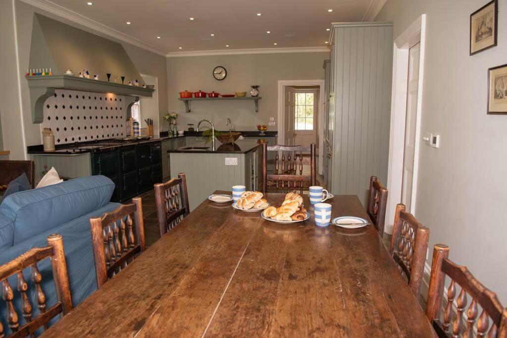 The Manor House At Boconnion Villa Bodmin Bagian luar foto
