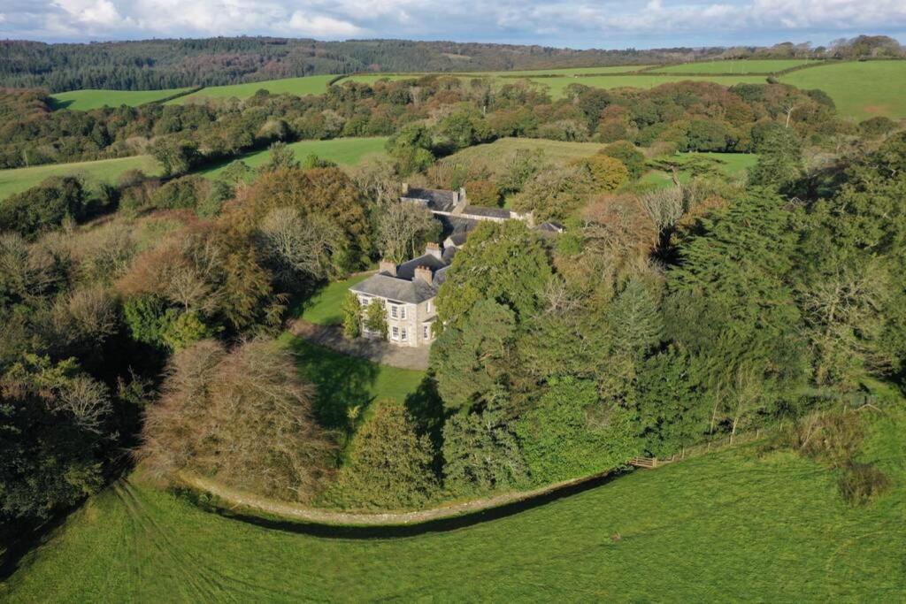 The Manor House At Boconnion Villa Bodmin Bagian luar foto