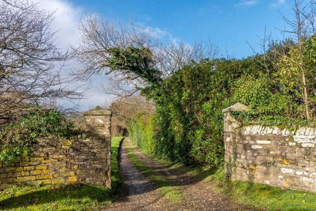 The Manor House At Boconnion Villa Bodmin Bagian luar foto