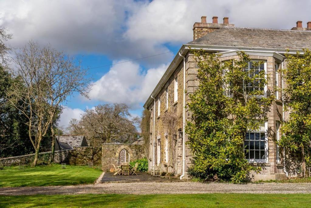 The Manor House At Boconnion Villa Bodmin Bagian luar foto